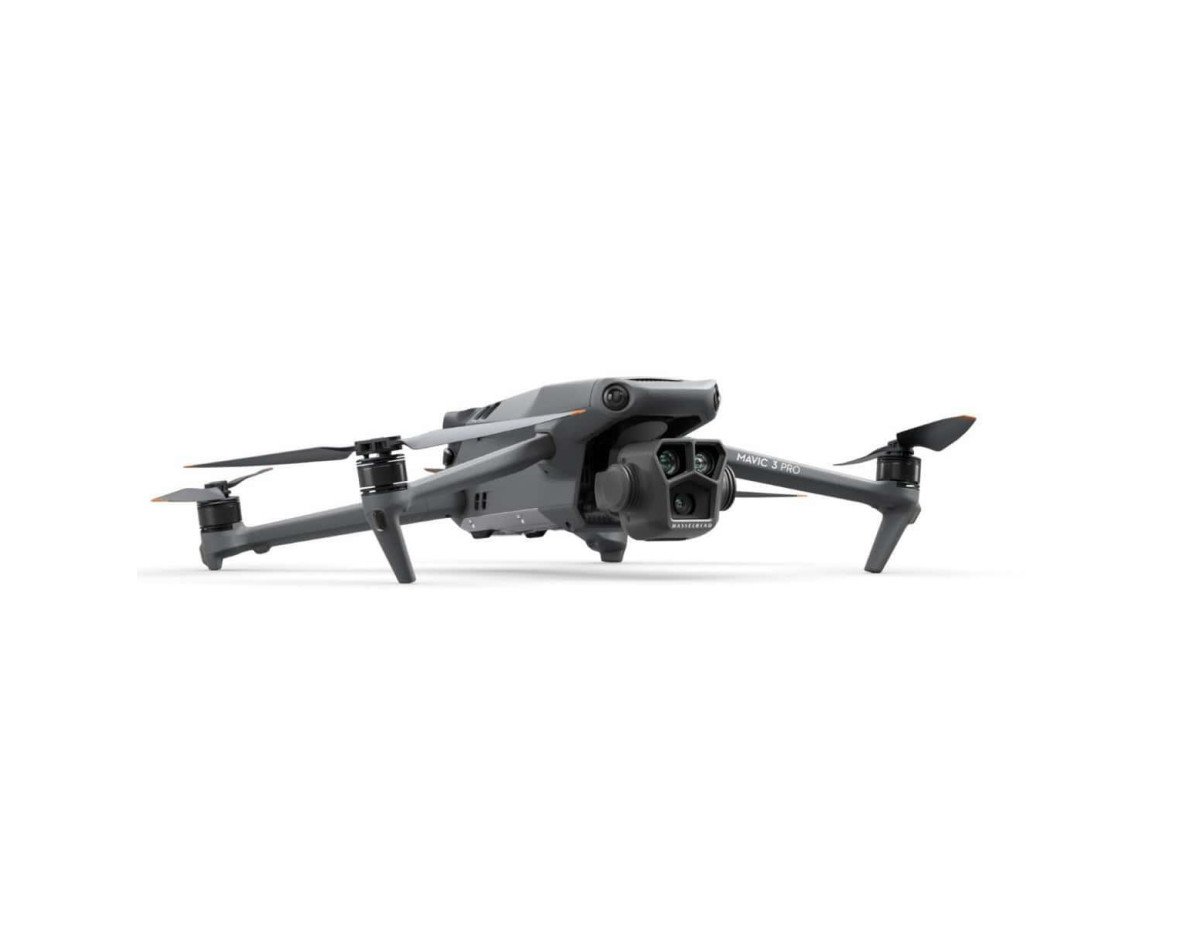 DJI Mavic 3 Pro Drone Fly More Combo (DJI RC) με Κάμερα και Χειριστήριο, Συμβατό με Smartphone CP.MA.00000660.01