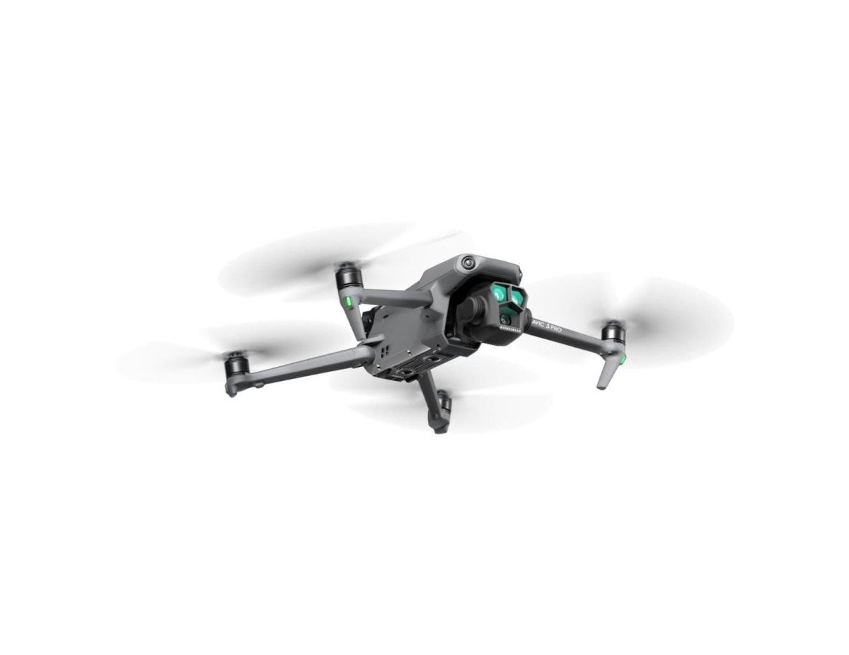 DJI Mavic 3 Pro Drone Fly More Combo (DJI RC) με Κάμερα και Χειριστήριο, Συμβατό με Smartphone CP.MA.00000660.01