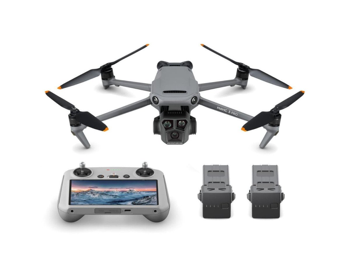 DJI Mavic 3 Pro Drone Fly More Combo (DJI RC) με Κάμερα και Χειριστήριο, Συμβατό με Smartphone CP.MA.00000660.01