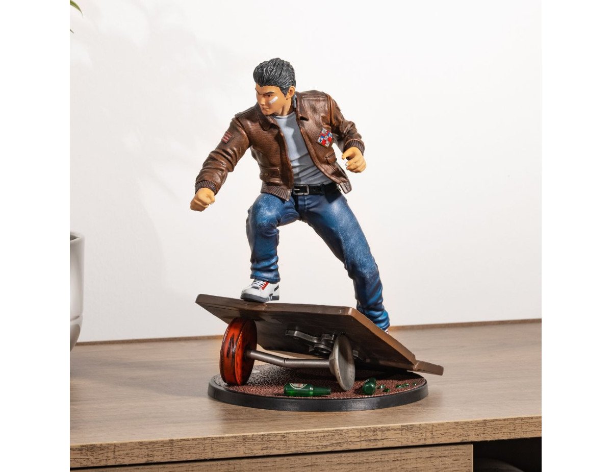 Numskull Shenmue - Ryo Hazuki PVC Statue (25cm) (NS3257)