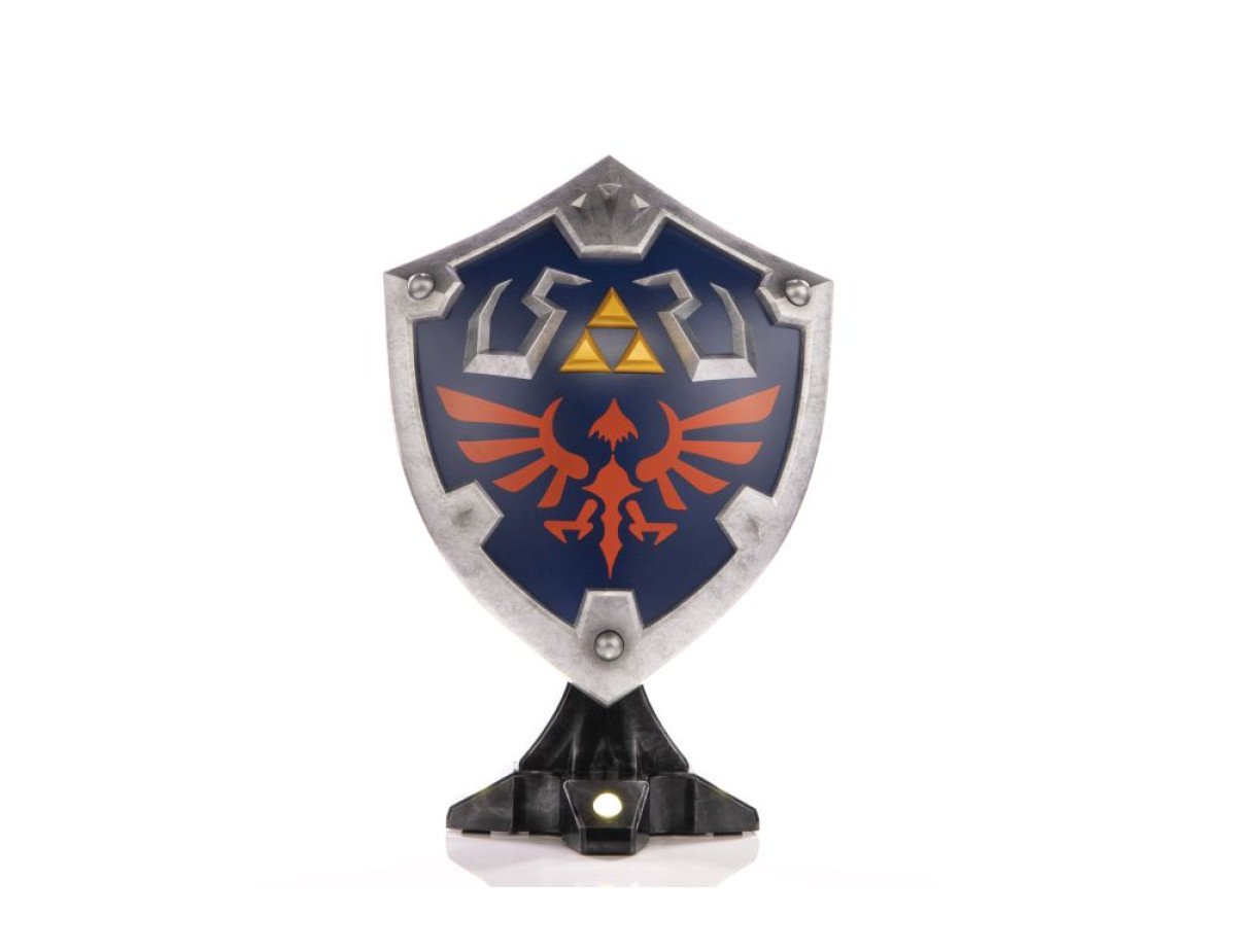 F4F The Legend of Zelda: Breath of the Wild – Hylian Shield Collectors PVC Statue (29cm) (BOTWHC)