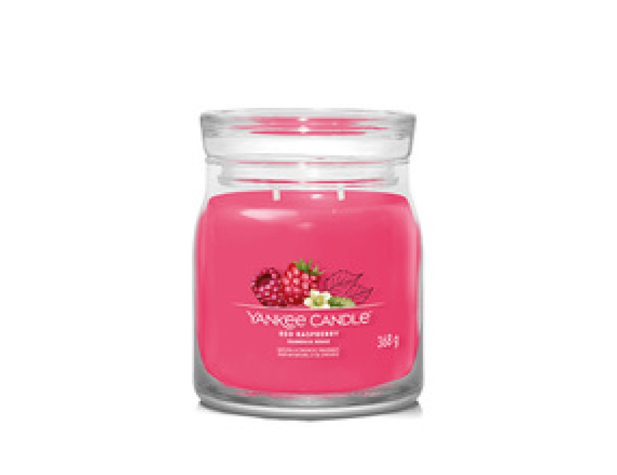 Red Raspberry Signature Candle-567.0g