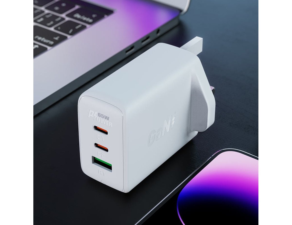 Φορτιστής Ταξιδίου Acefast A44 Fast Charging 2xUSB-C PD65W USB-A GaN Λευκός με UK Plug