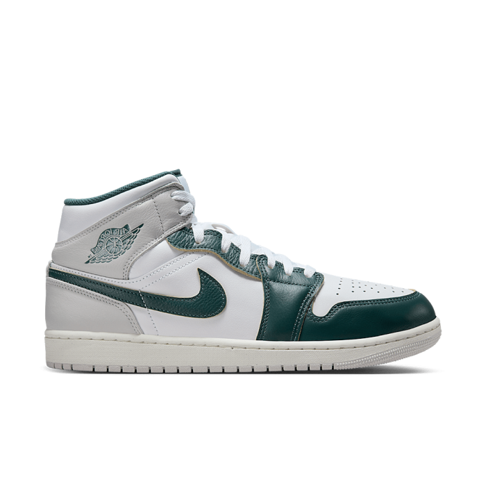 Jordan 1 Mid SE Oxidized Green Jordan 1 Mid SE Oxidized Green