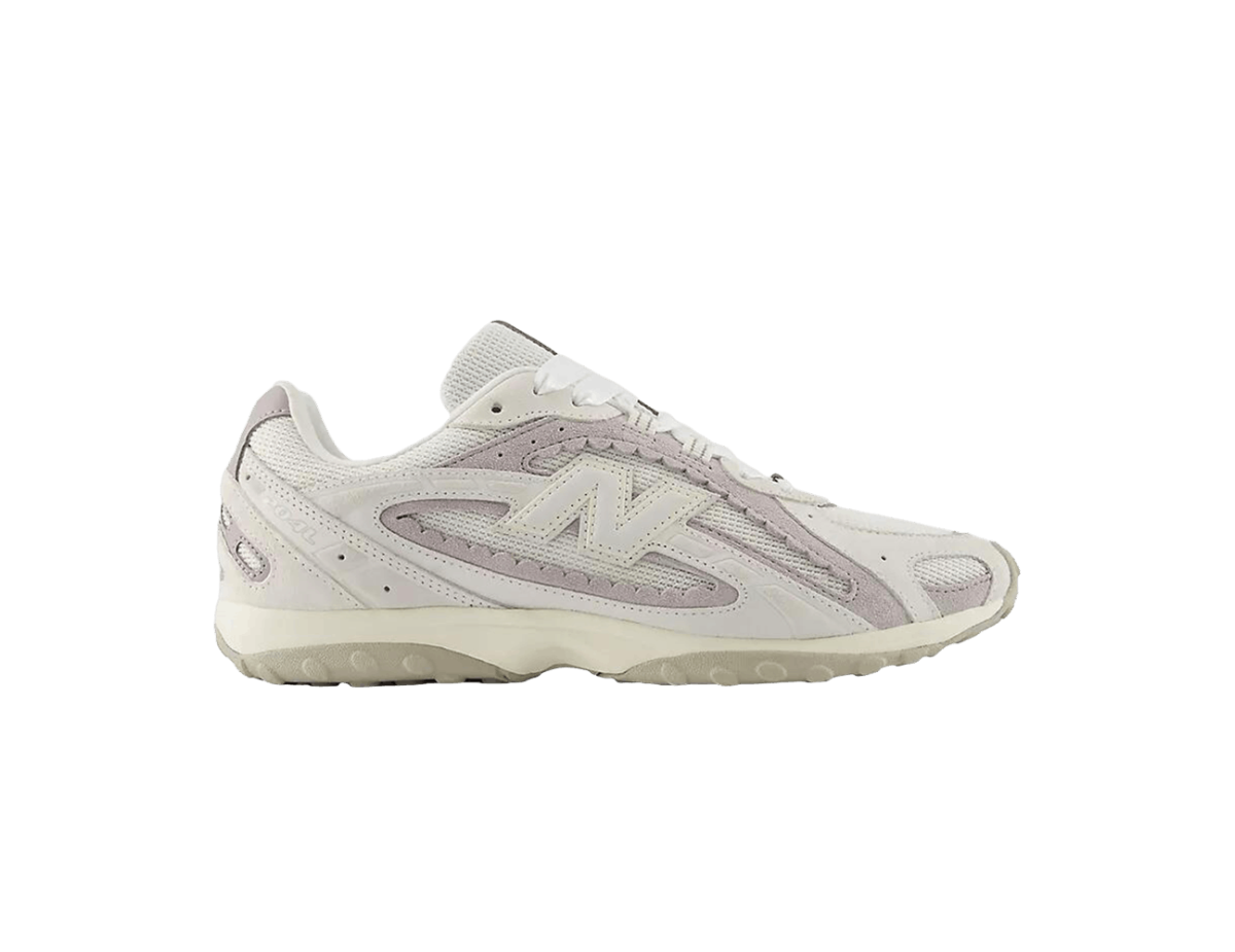 New Balance 204L Reflection