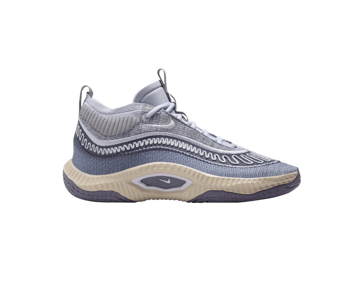 Nike Cosmic Unity 3 Be True To Her School Nike Cosmic Unity 3 Be True To Her School