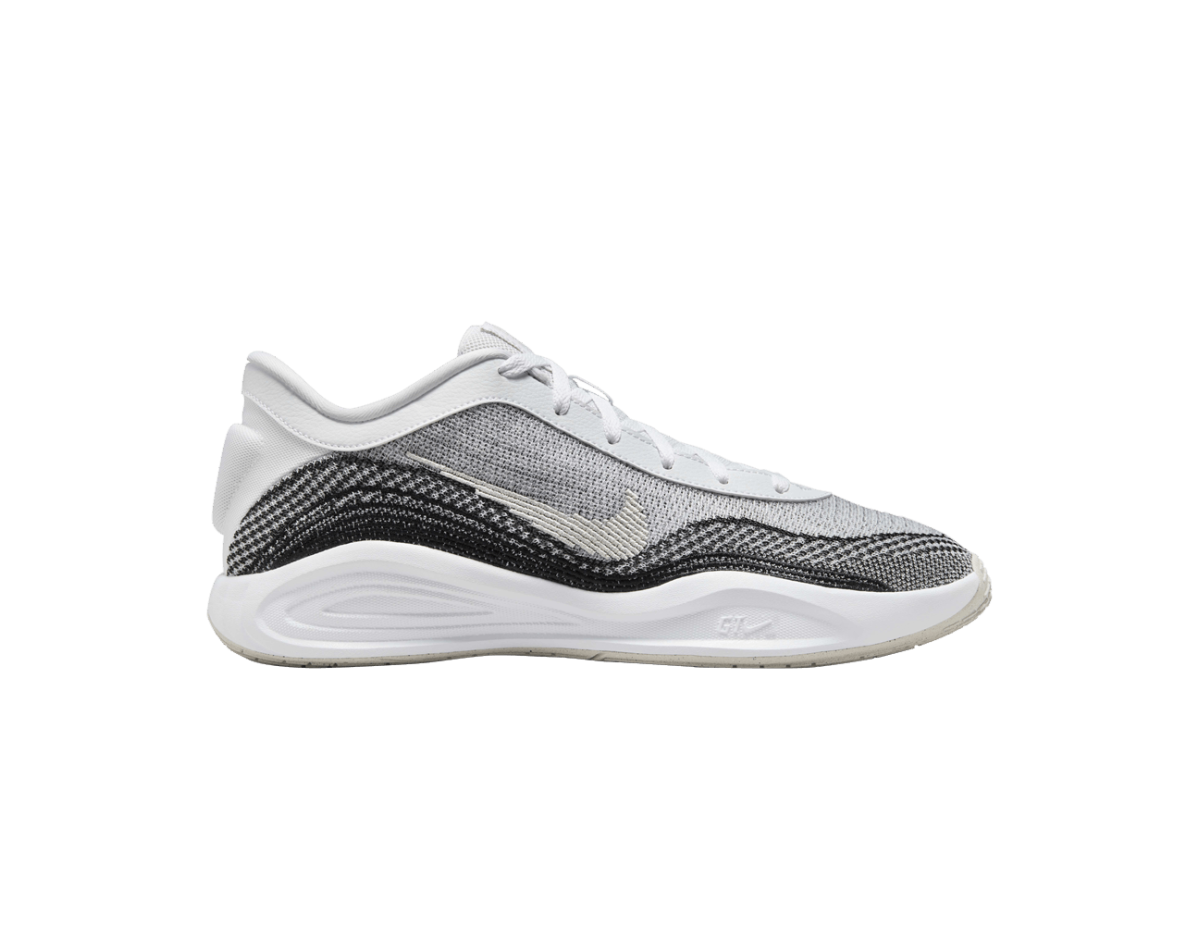 Nike GT Hustle Academy White Light Bone Black