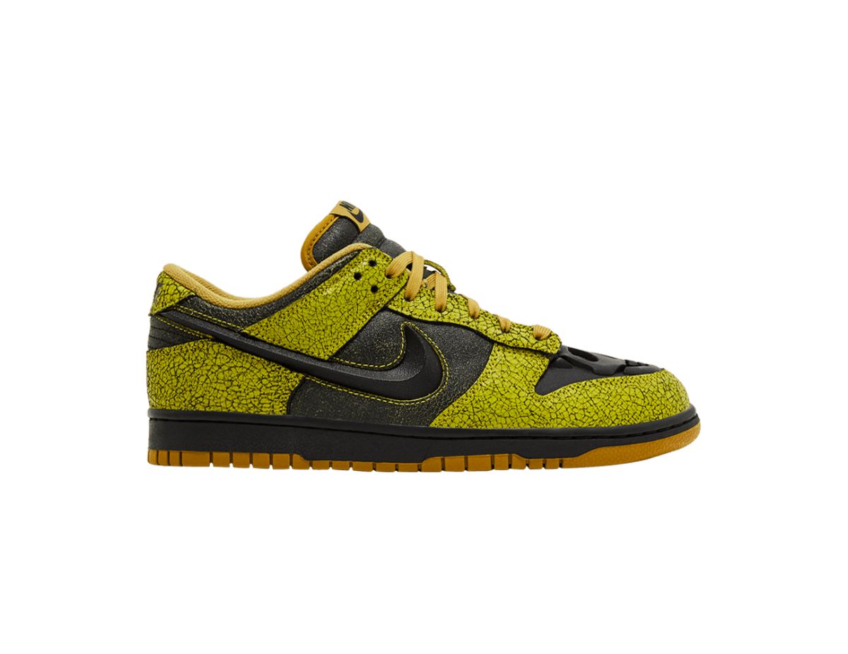 Nike Dunk Low Retro QS Halloween Skull