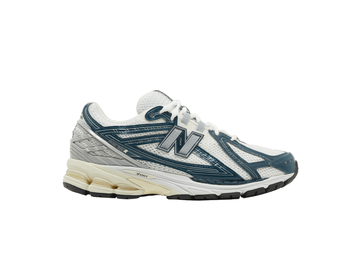 1906R 'White Navy' Footlocker Exclusive 1906R 'White Navy' Footlocker Exclusive