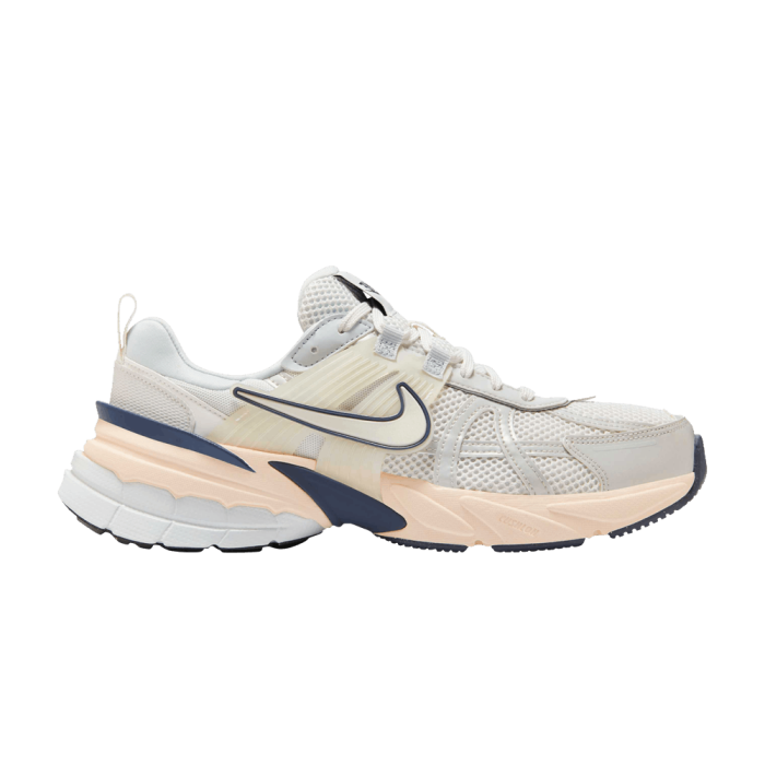 Nike V2K Run Platinum Tint (Women's) Nike V2K Run Platinum Tint (Women's)