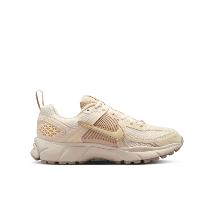 Nike Zoom Vomero 5 Pale Ivory Sand Drift (GS) Nike Zoom Vomero 5 Pale Ivory Sand Drift (GS)