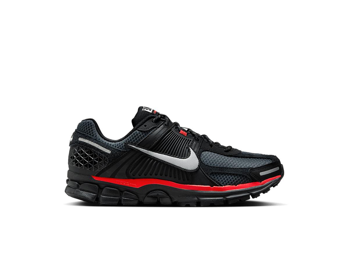 Nike Zoom Vomero 5 Black Metallic University Red