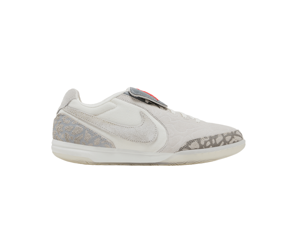 Nike Tiempo Streetgato SE 'Phantom'