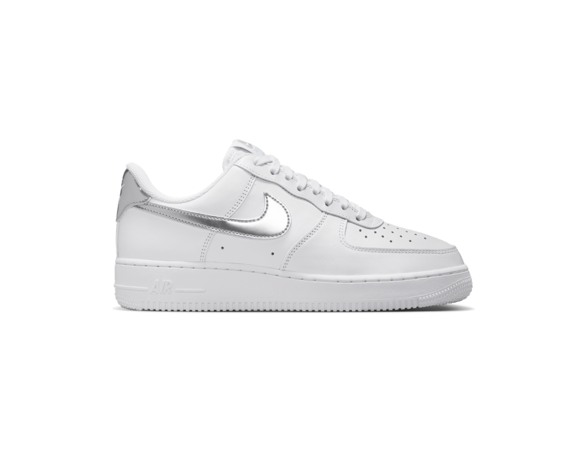 Nike Air Force 1 '07 SE White Metallic Silver Nike Air Force 1 '07 SE White Metallic Silver