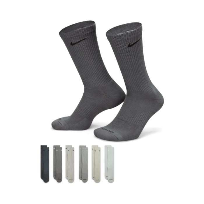 Nike Everyday Plus Cushioned Training Crew Socks 6-Pack Nike Everyday Plus Cushioned Training Crew Socks 6-Pack