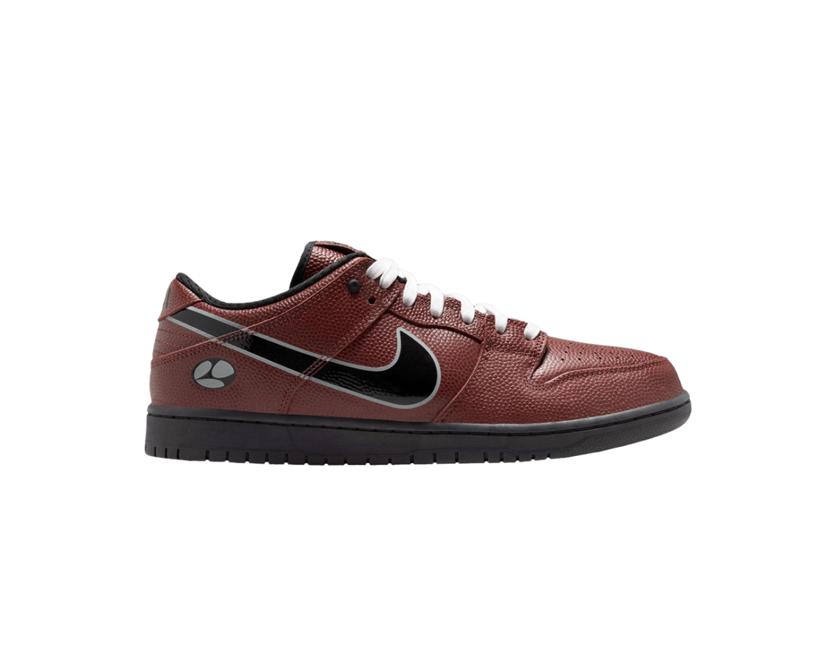 Nike SB Dunk Low Limosine Skateboards