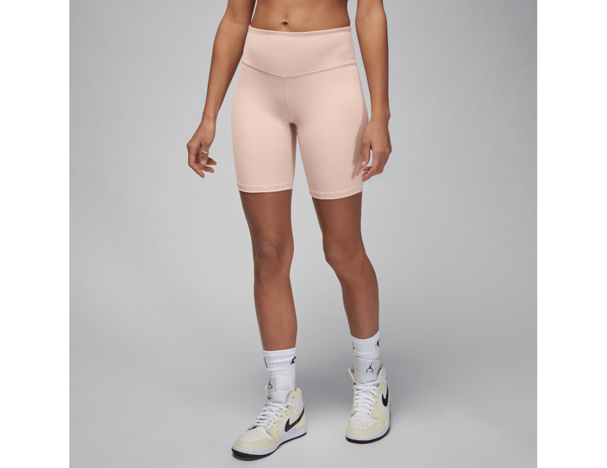 Jordan Sport Women's High-Waisted 7" Bike Shorts Particle Beige/White Jordan Sport Women's High-Waisted 7" Bike Shorts Particle Beige/White