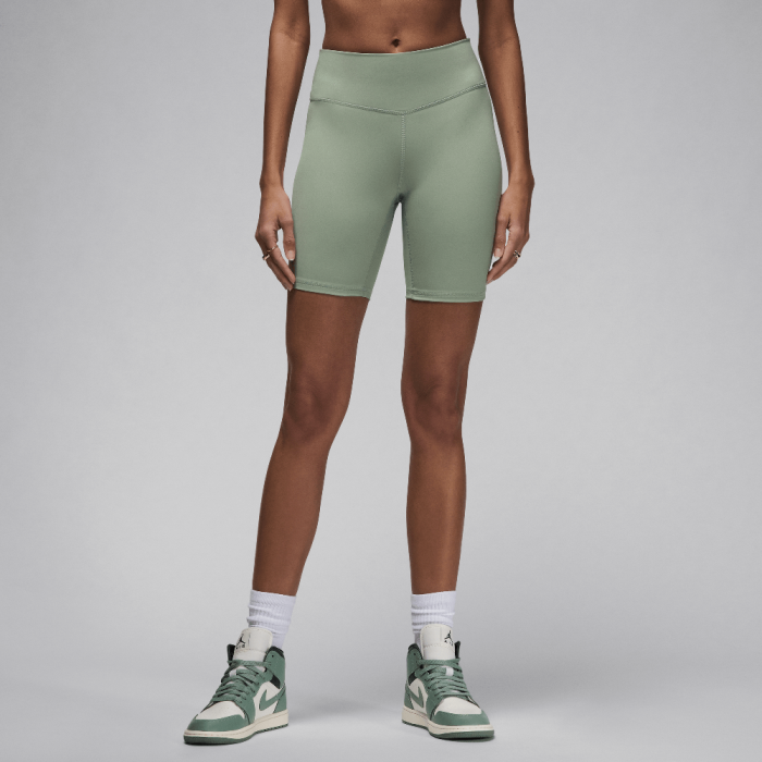 Jordan Sport Women's High-Waisted 7" Bike Shorts Jade Smoke/White Jordan Sport Women's High-Waisted 7" Bike Shorts Jade Smoke/White