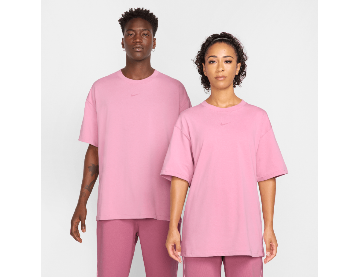 Nike x NOCTA Max 90 T-shirt Elemental Pink/Desert Berry Nike x NOCTA Max 90 T-shirt Elemental Pink/Desert Berry