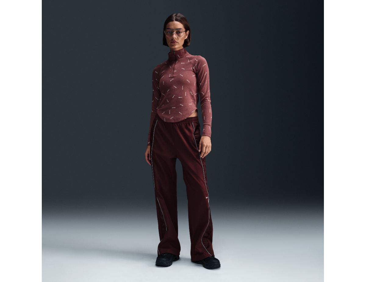 Nike Sportswear Collection Women's Slim 1/2-Zip Long-Sleeve Logo Top Red Sepia/Light Orewood Brown/Red Sepia