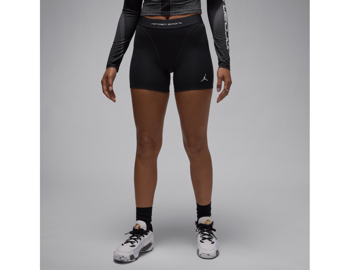 Jordan Sport Leak Protection: Period Women's Shorts Black/White