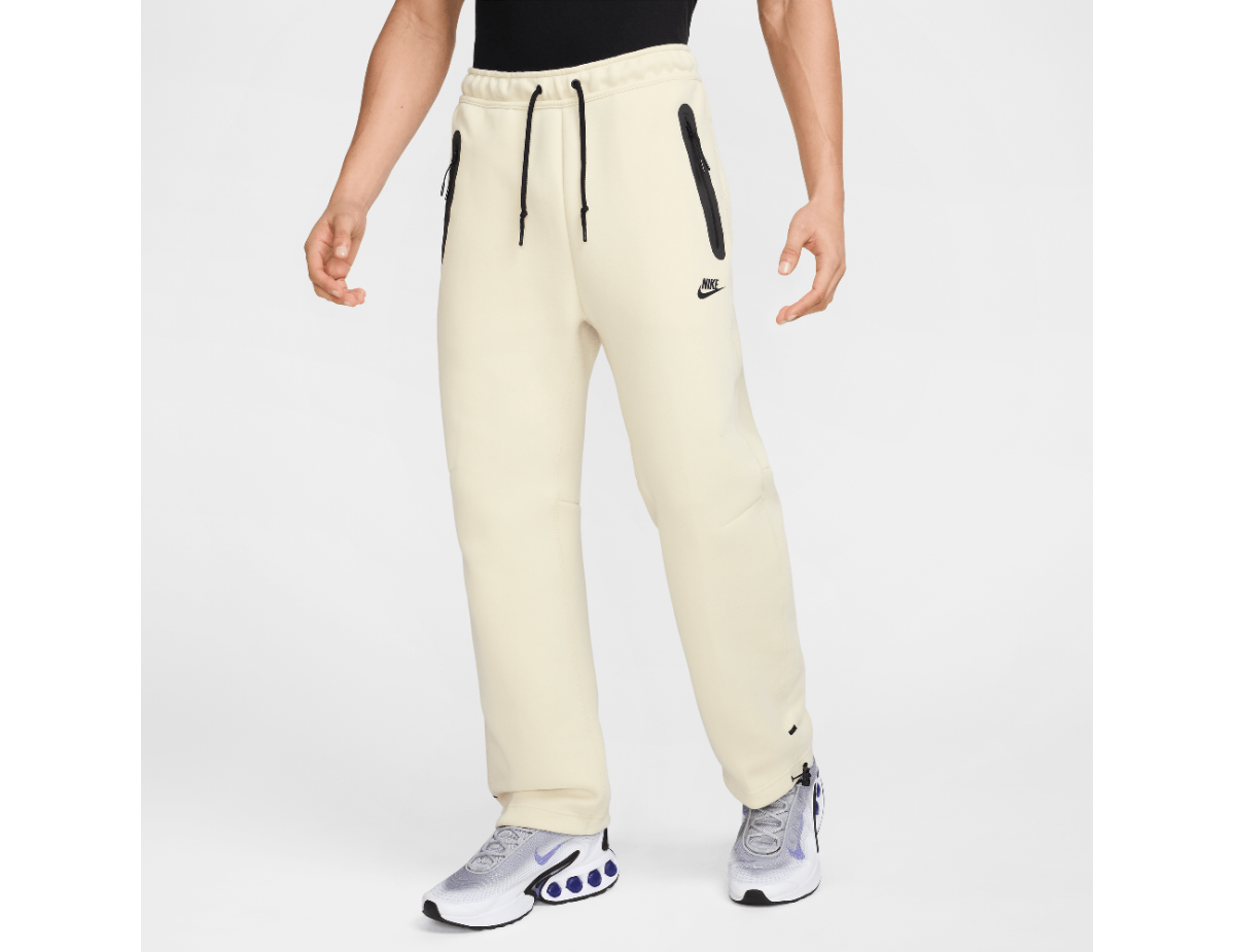 Nike Sportswear Tech Fleece Light Khaki/Black Nike Sportswear Tech Fleece Light Khaki/Black