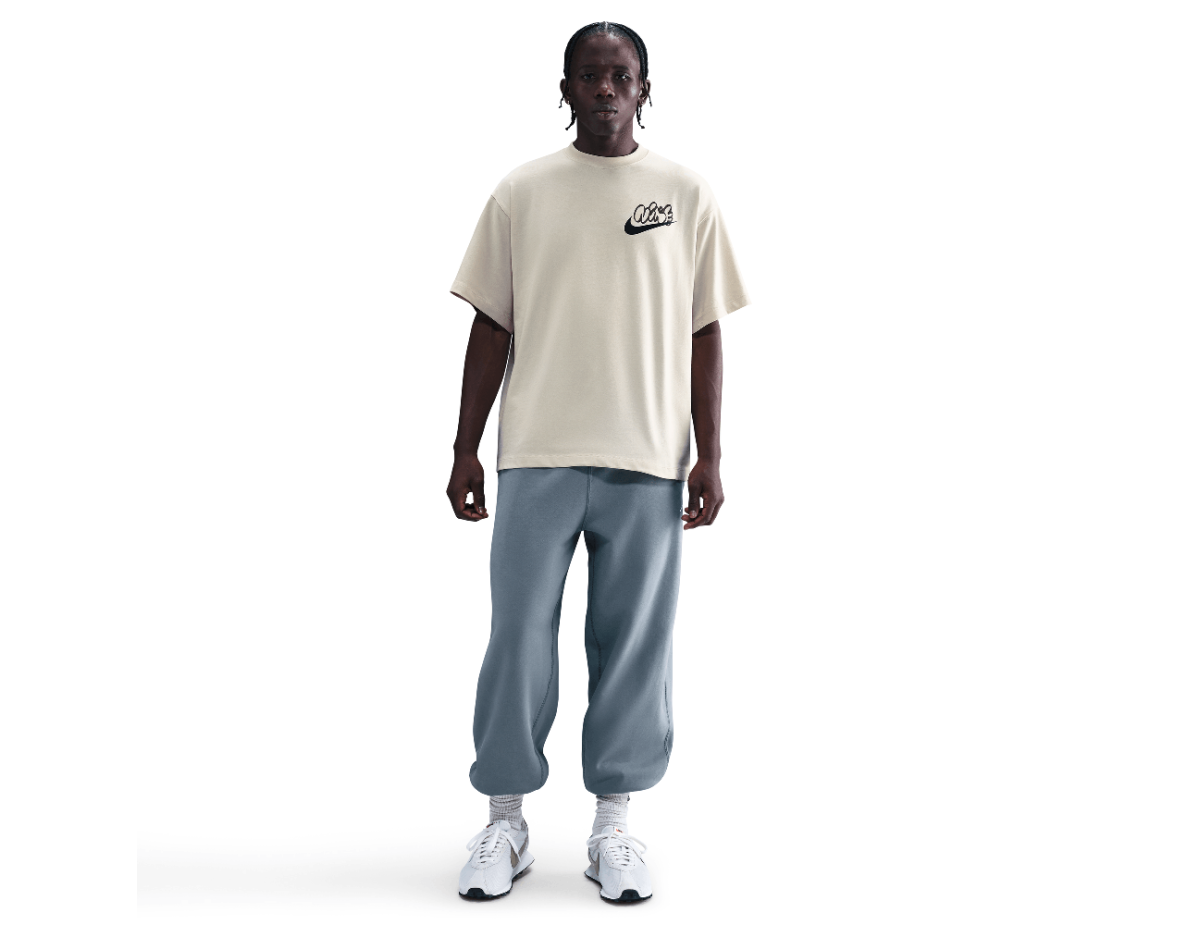 Nike Solo Swoosh Men's T-Shirt Light Khaki