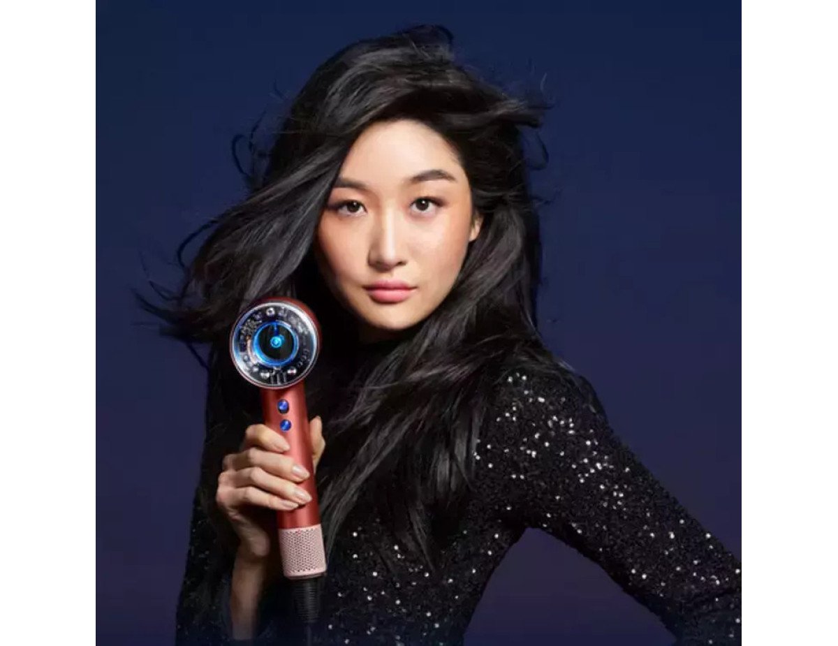 Dyson Supersonic Hair Dryer Nural Ionization Diffuser Cold Air 1600w 3 Airflow Speeds 4 Temperature Levels